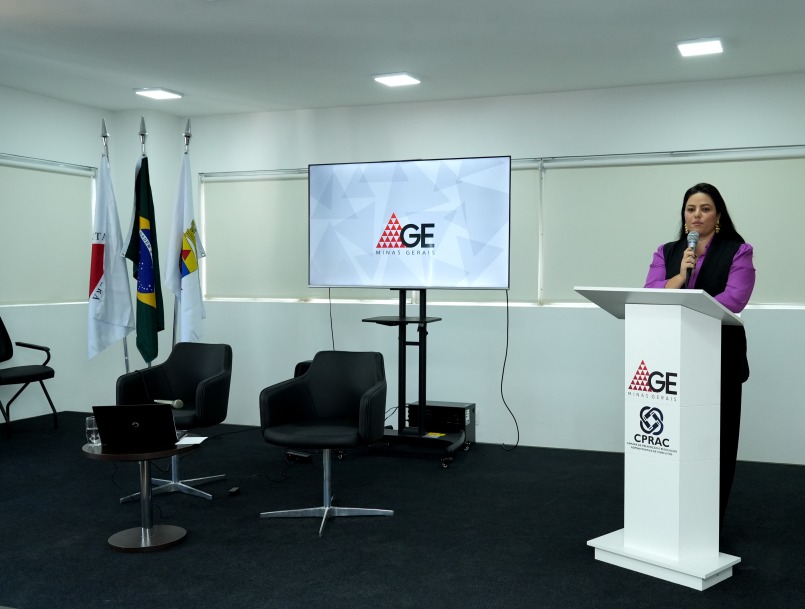 Palestra na AGE-MG aborda "Afinal, o que é uma mãe suficientemente boa?" 1